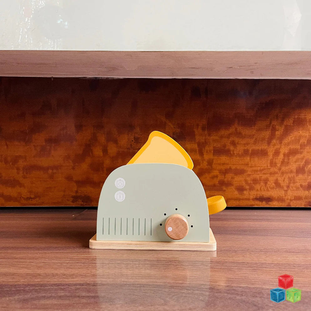 Open Ended Little Chef's Toaster Set -6 Pieces