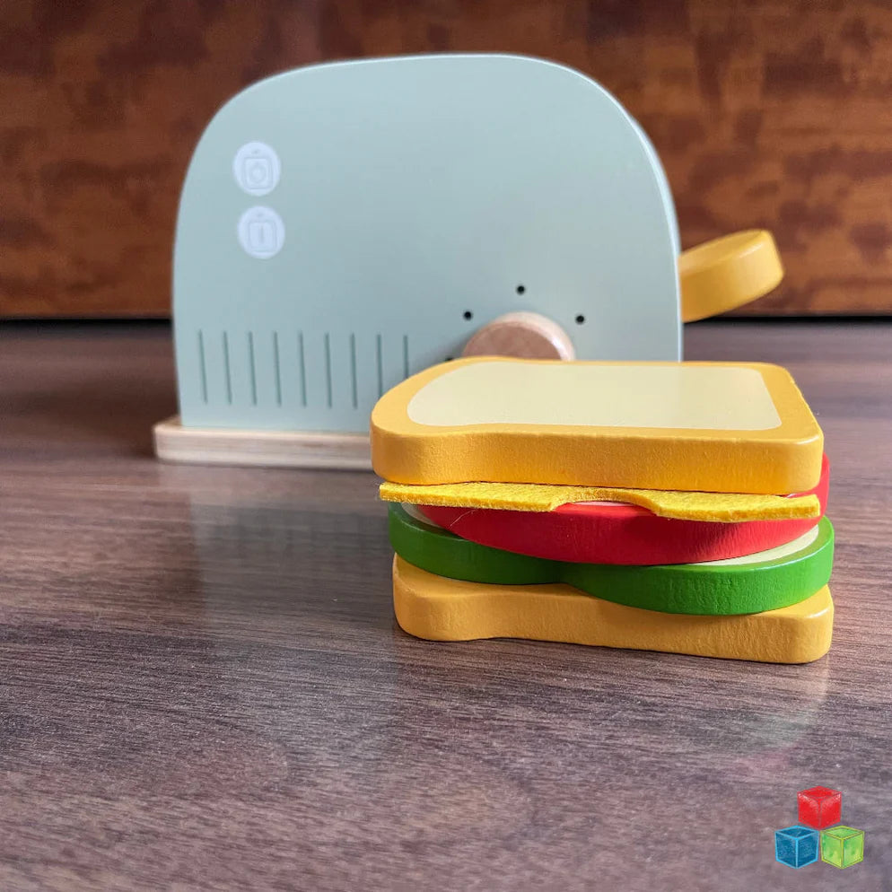 Open Ended Little Chef's Toaster Set -6 Pieces