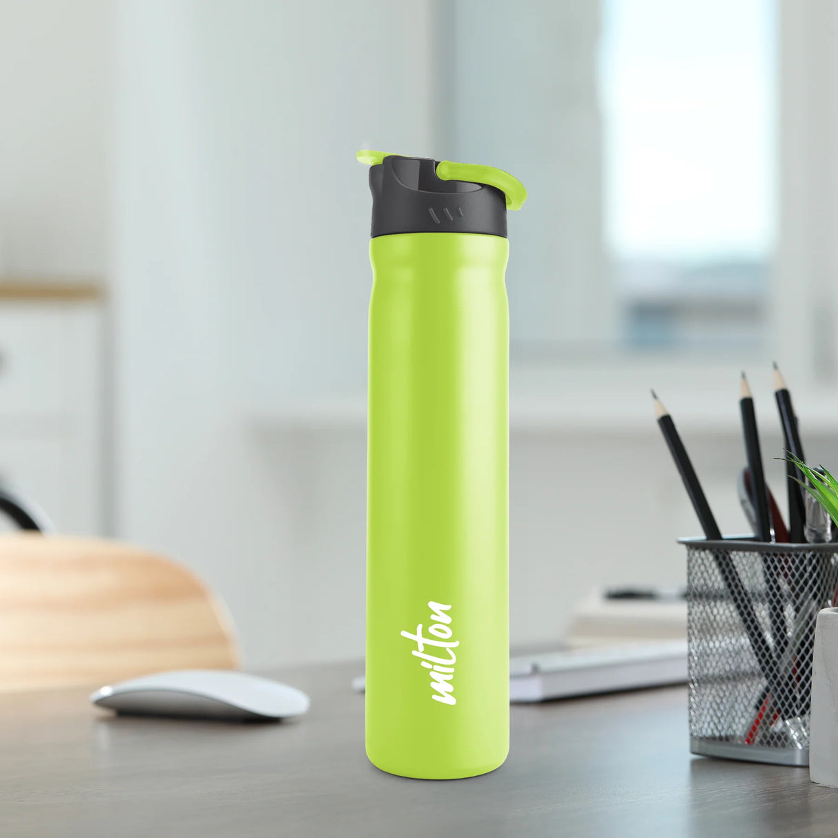 Milton Sipper Water Bottle for Labor Mom - 700 mL