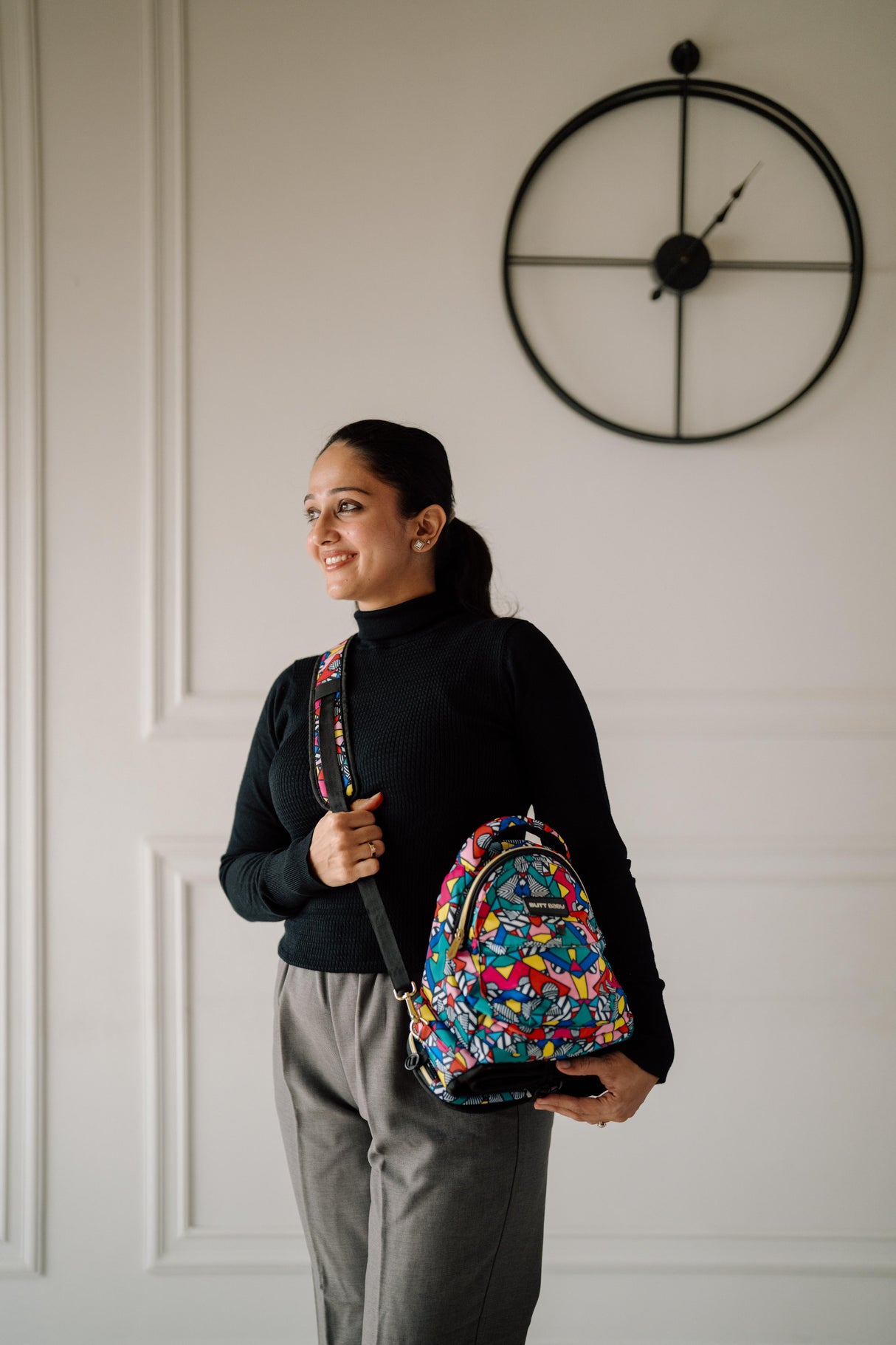 Baby Carrier with Hip Seat and InBuilt Mini Diaper Bag